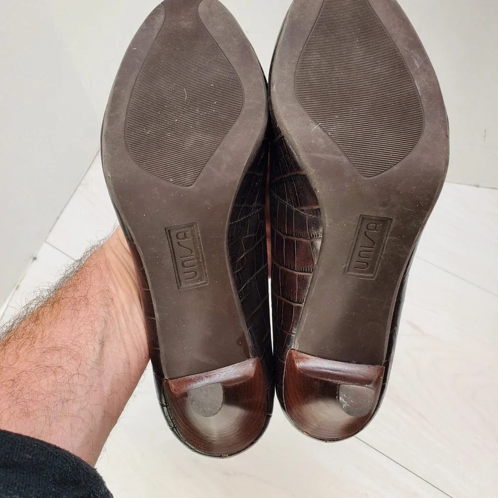 Unisa Castle Dark Brown Croc Embossed Leather Pumps‎ W 10B 90s Y2K Office Siren